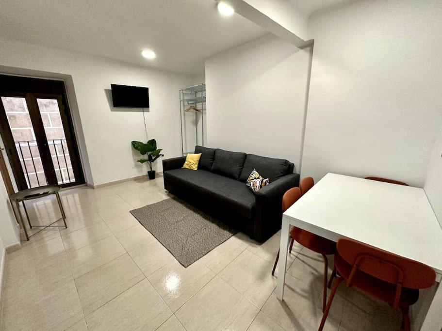Little Horse Apartments 2 塔拉戈纳 外观 照片