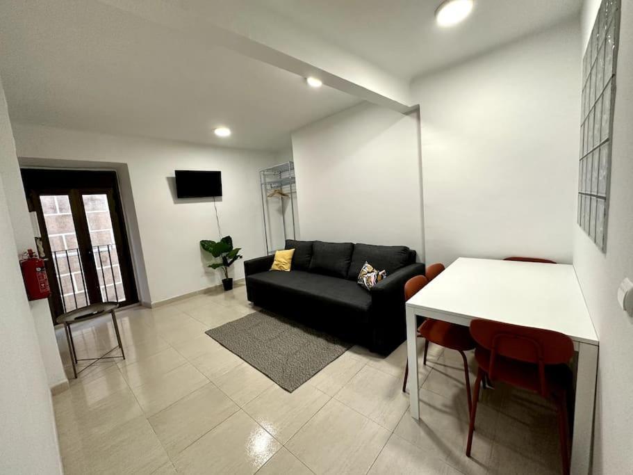 Little Horse Apartments 2 塔拉戈纳 外观 照片
