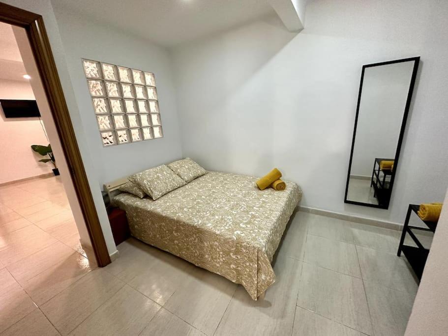 Little Horse Apartments 2 塔拉戈纳 外观 照片